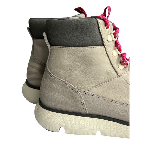 Cole Haan Women's Zerogrand Omni Hiker Boot Gray Leather Suede Lace Up Size 7B - Picture 3 of 10